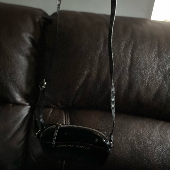 Kendall & Kylie cross body mini bag - Picture 3 of 3